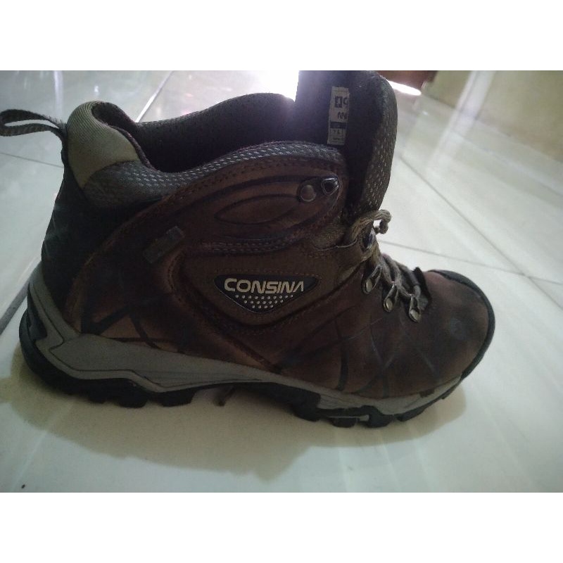 Sepatu Consina Mustang