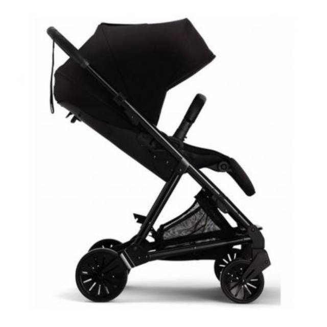 Mamas papas Tiba and Marl all black urbo 2