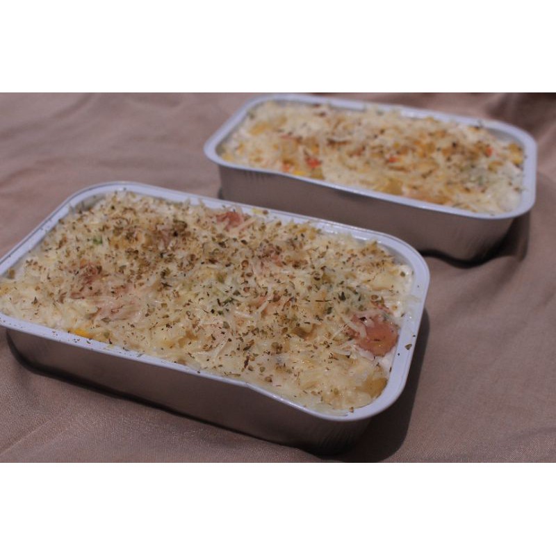 

macaroni schotel by cowfee.jkt