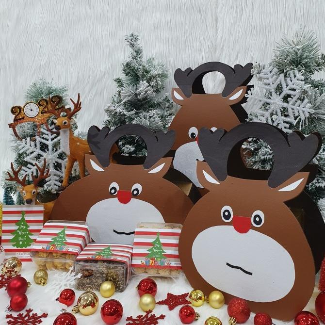 

PAKET DEKORASI HAMPERS NATAL CHRISTMAS PARCEL HADIAH 64 SX542CX1S