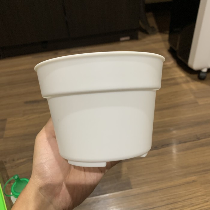 Pot bunga plastik 20 cm putih