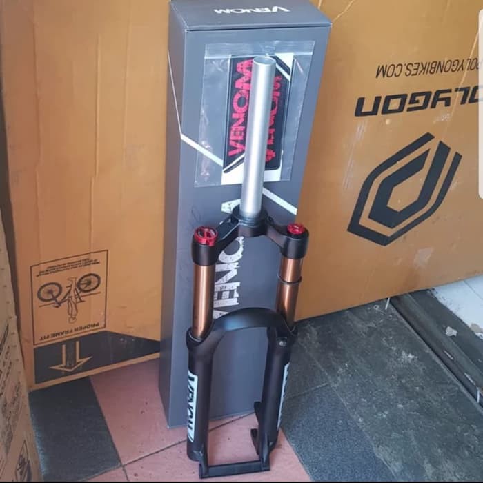 READY     Fork 26 Venom Air Travel 140