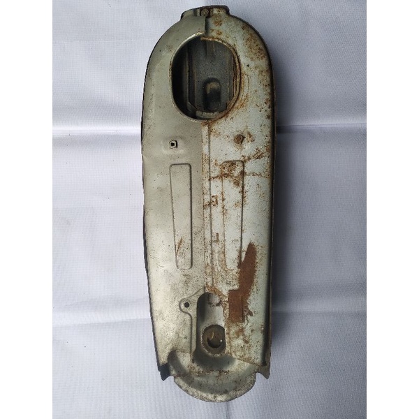 Katengkas Pelindung Rantai Belakang Suzuki Rc80 Rc100 Bravo Original