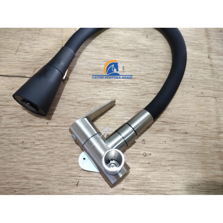 KERAN ANGSA SOLIGEN SSR606 KRAN CUCI PIRING AIR DAPUR FLEXIBLE Hitam CSA
