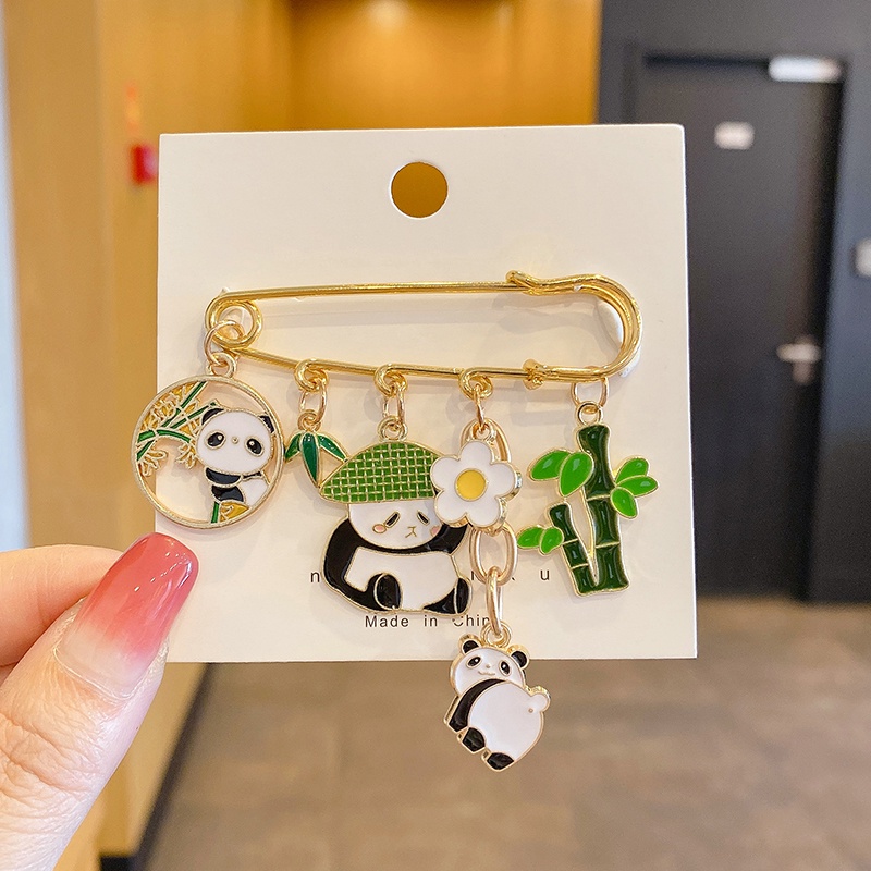 Pin Bros Bentuk Kartun Panda Gaya Korea Untuk Aksesoris Pakaian