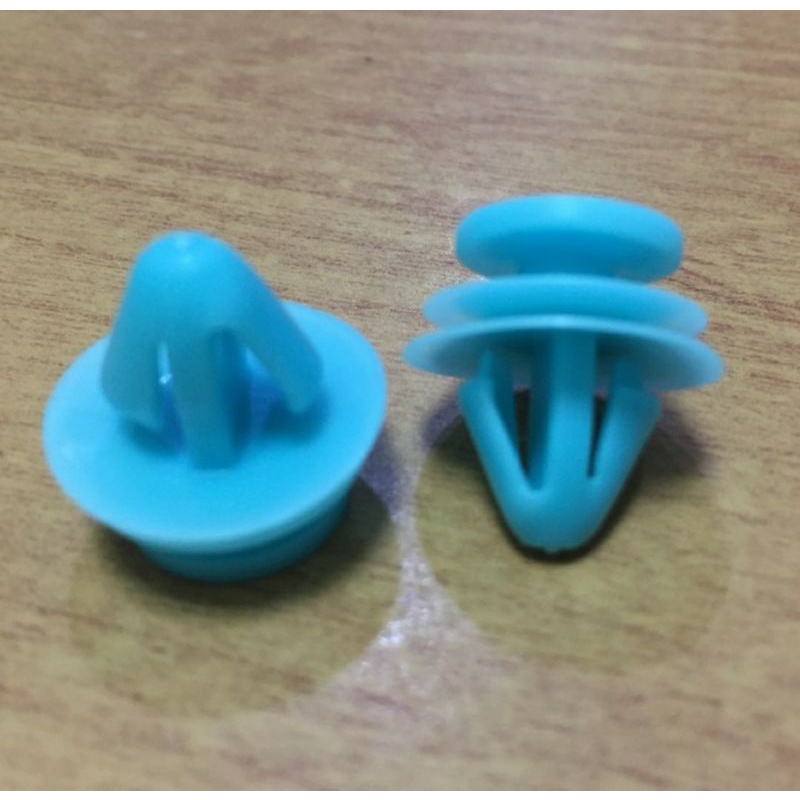 Kancing klip Trim Mobil Original