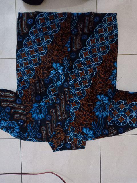 Kemeja Batik Pria Lengan Panjang Motif Daun Jati
