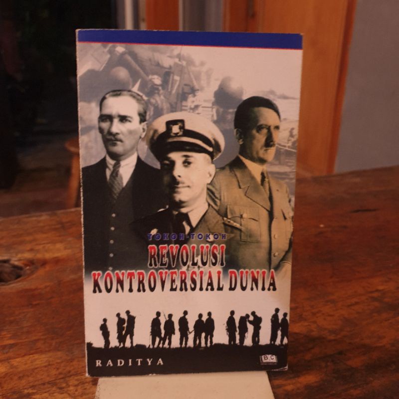 Buku Tokoh tokoh Revolusi Kontroversial Dunia - Original