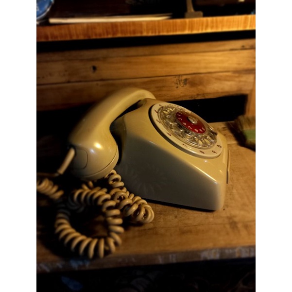 telfon antik telepon vintage barang vintage. Pajangan cafe