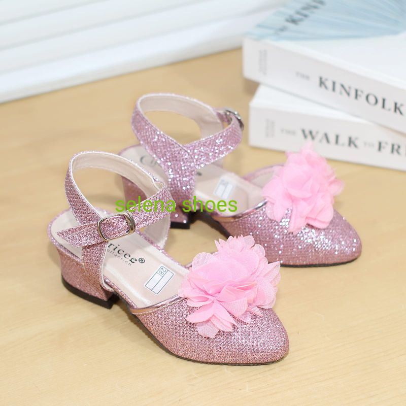 Sepatu Sandal Anak Perempuan Tali Bunga Sakura