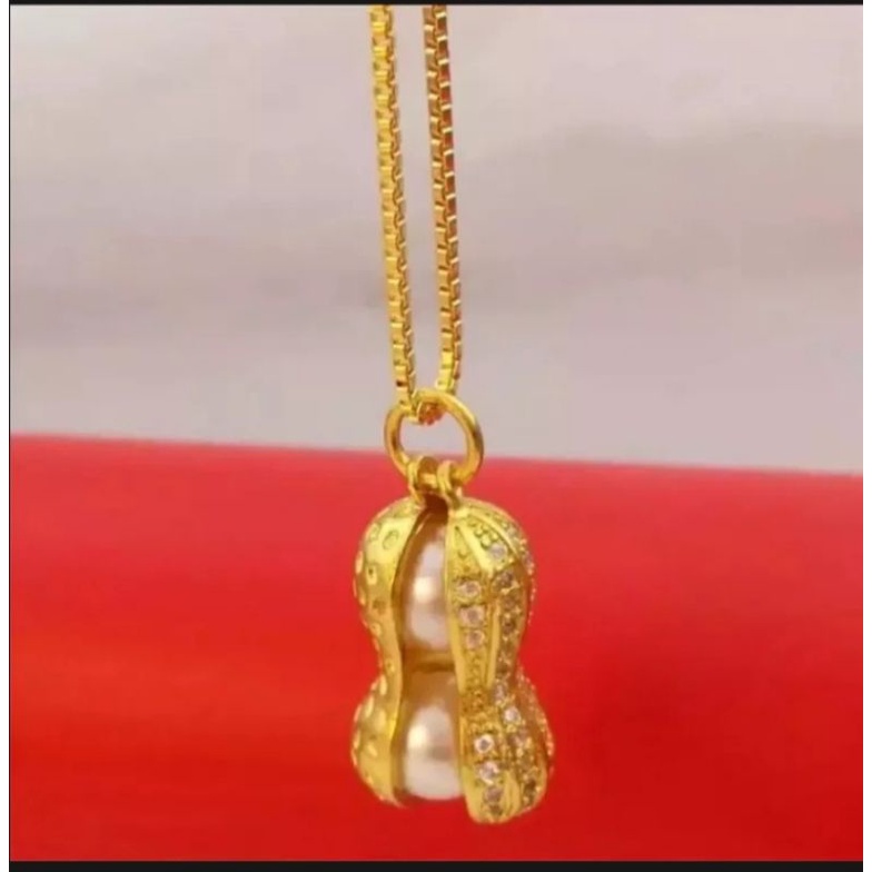 KALUNG ULIR DENGAN LIONTIN KACANG GOLD TITANIUM ASLI ANTI KARAT