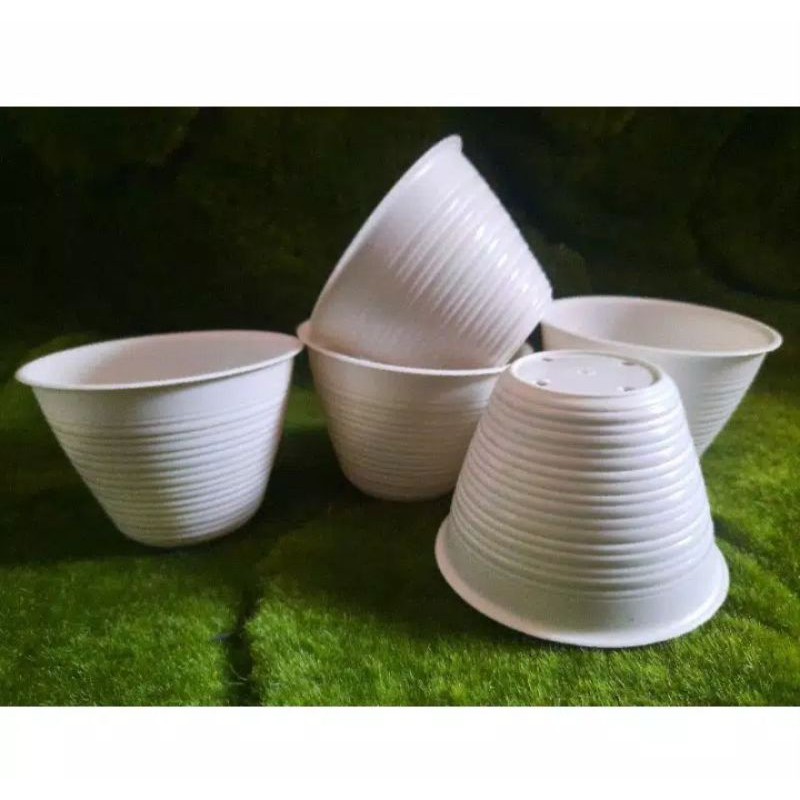 pot madu plastik 10 cm