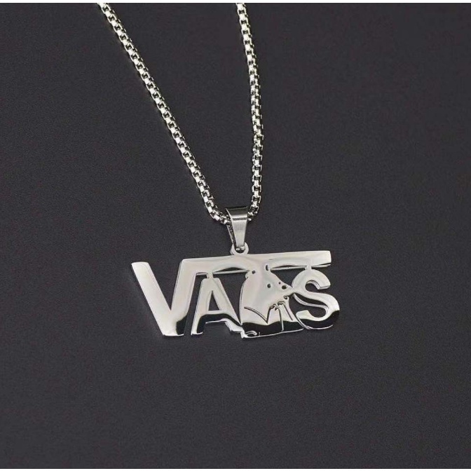 Kalung Rantai Panjang Titanium Liontin Tulisan Vans BEAR Gaya Hip Hop Dance Pria Wanita GAYA KOREA KLG34