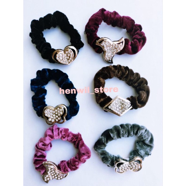 Ikat rambut bahan bludru velvet motif mutiara permata