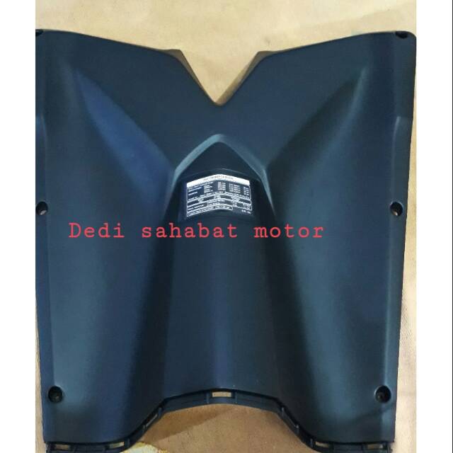 Legshield tengah Vario tecno 125