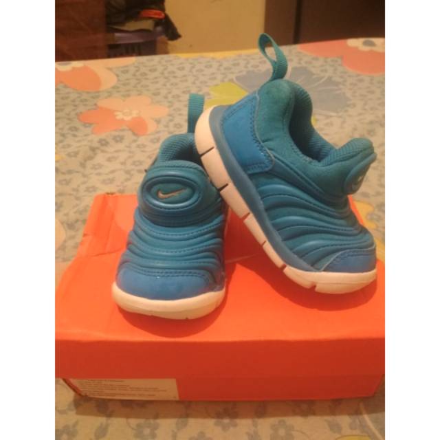 Preloved sepatu nike anak