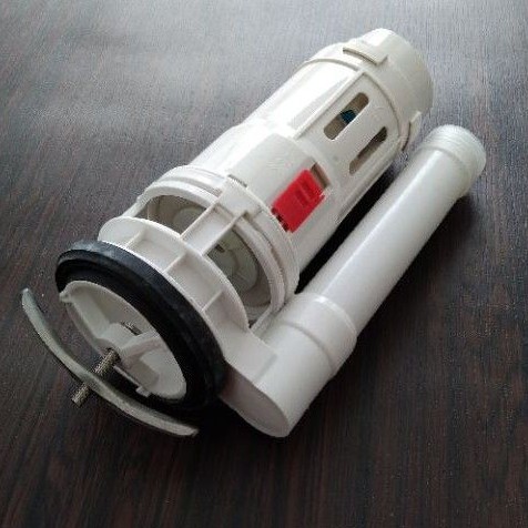 Pembilas Kloset Duduk Monoblok. Spare Part Closet Duduk Monoblok