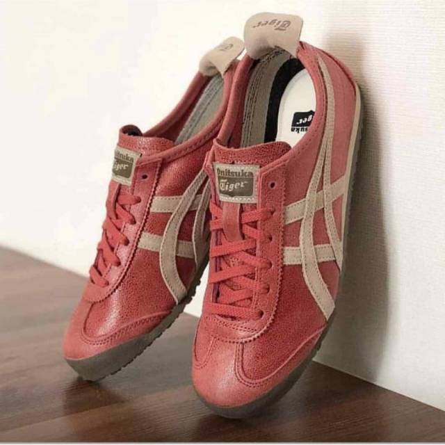 Onitsuka tiger ultimate 81 red outlet brick