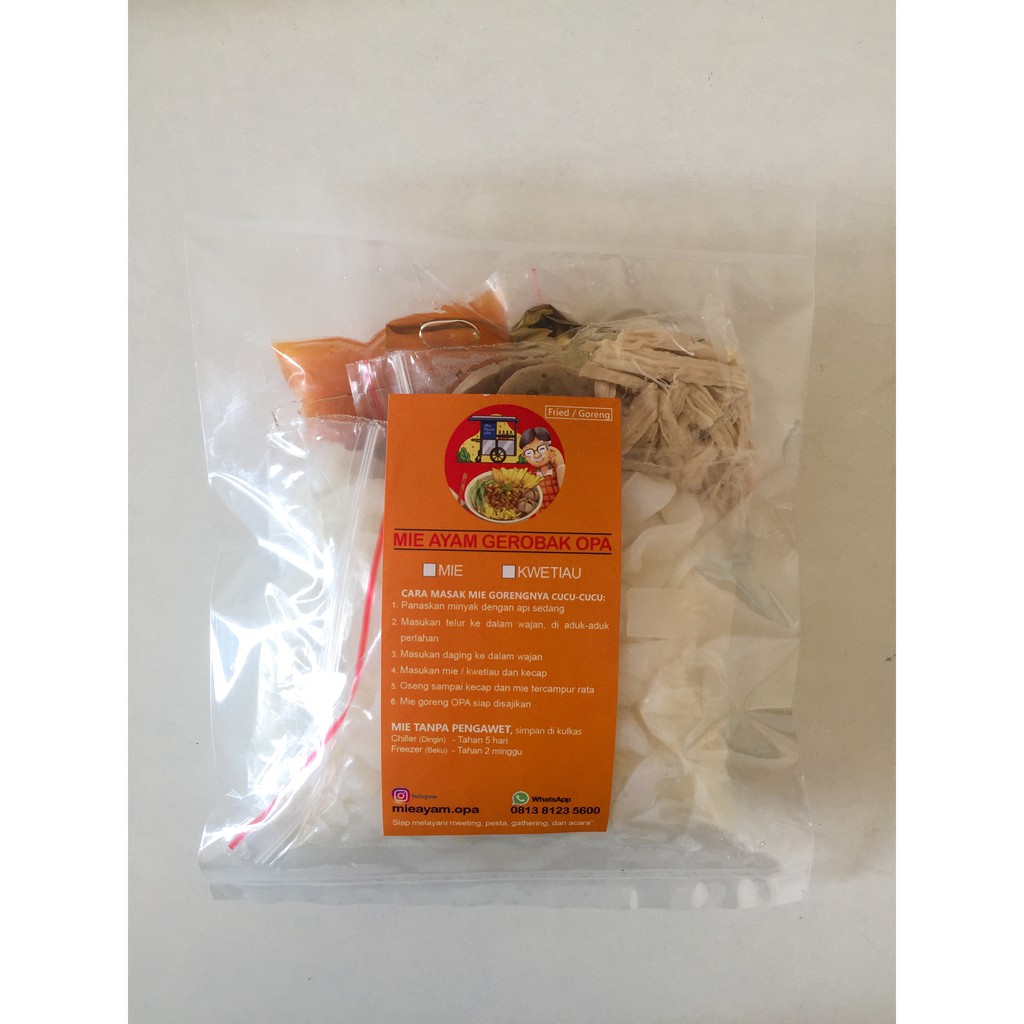 2pack Kwetiau Goreng Tek Tek Opa Ayam Bakso Enak Praktis Instant Fried Chicken Kway Teow Shopee Indonesia