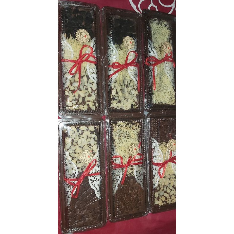 

BROWNIES Panggang Dark Chocolate MIX TOPPING