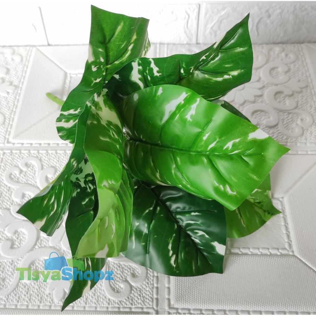 DAUN 9 CABANG / DAUN PLASTIK / DAUN HIAS ARTIFICIAL