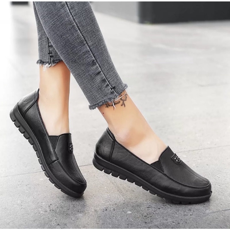 Sepatu Loafers Wanita Sepatu Flat Shoes Wanita Kulit Korea Fashion Terbaru Sepatu Kantor Elegan Nyaman Bernapas Ringan-2