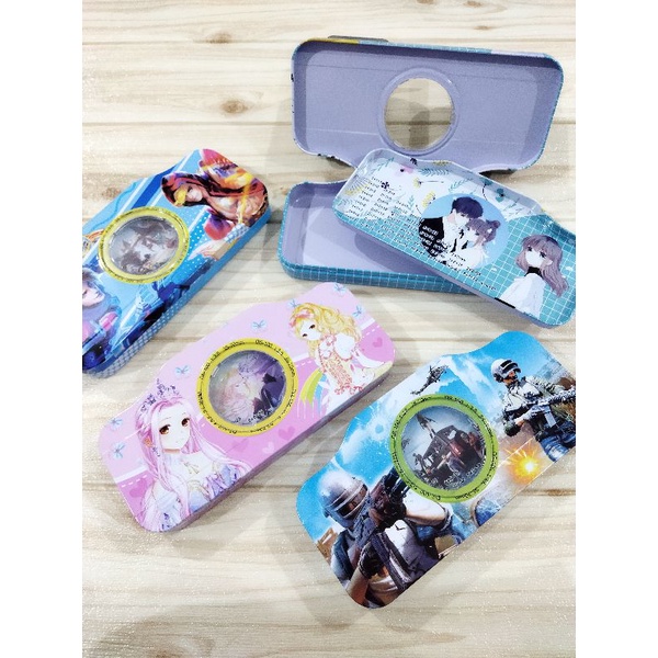 

KOTAK PENSIL BESI KARAKTER ANIME 2 TINGKAT