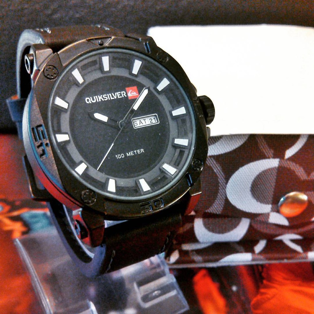 Quicksilver Beluka Series List White Comby Fullblack Leather Strap