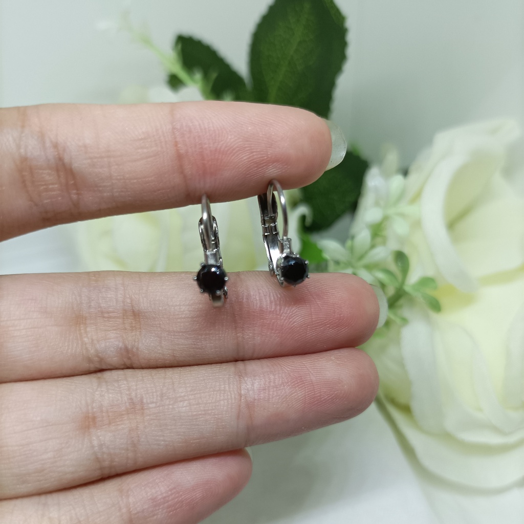 1 Pasang Anting Titanium Wanita 24K Anting Hoop Zirkon Mini berlapis Emas Ear Studs