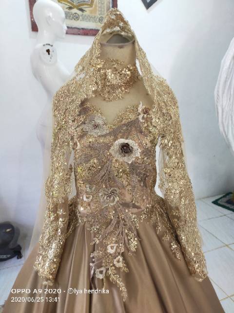 Gaun pengantin bridal tumpal+kerudung