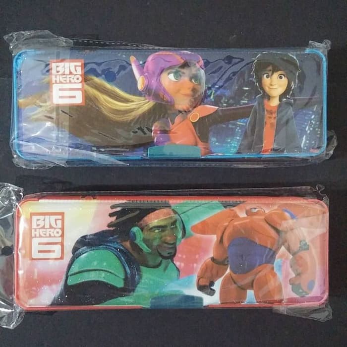 

Kotak pensil magnet 2 sisi motif bighero6 glitter