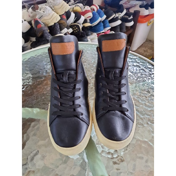 Sepatu Bally second