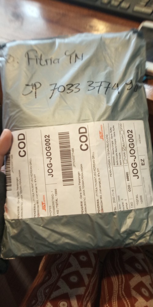 Maura Couple - Sania Ruffle Batik Couple