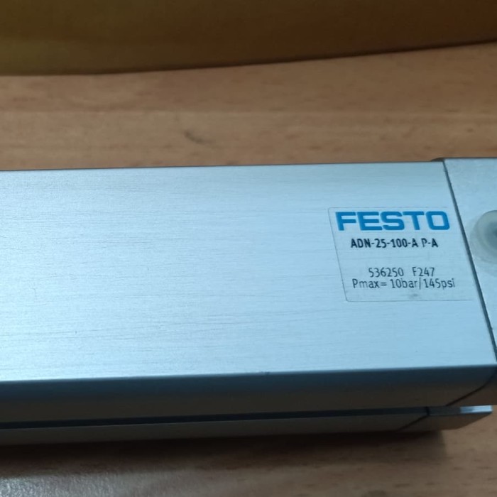 

FESTO ADN-25-100-A-P-A Compact Cylinder (GERMAN)