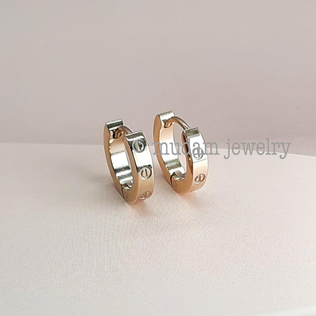 Anting Jepit Titanium  C4tier Polos Dengan Lebar 0,3 cm Untuk Wanita dan Laki-Laki