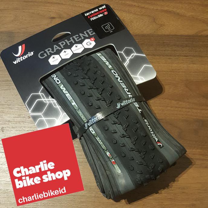 Ban Luar Cyclocross Gravel Vittoria Terreno Wet 700X38 Antrachite Side