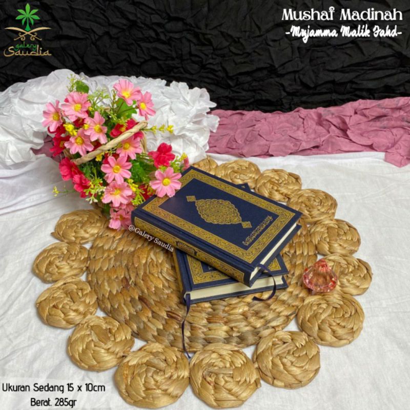 Al-quran/mushaf madinah import ukuran 15x10 di atas saku