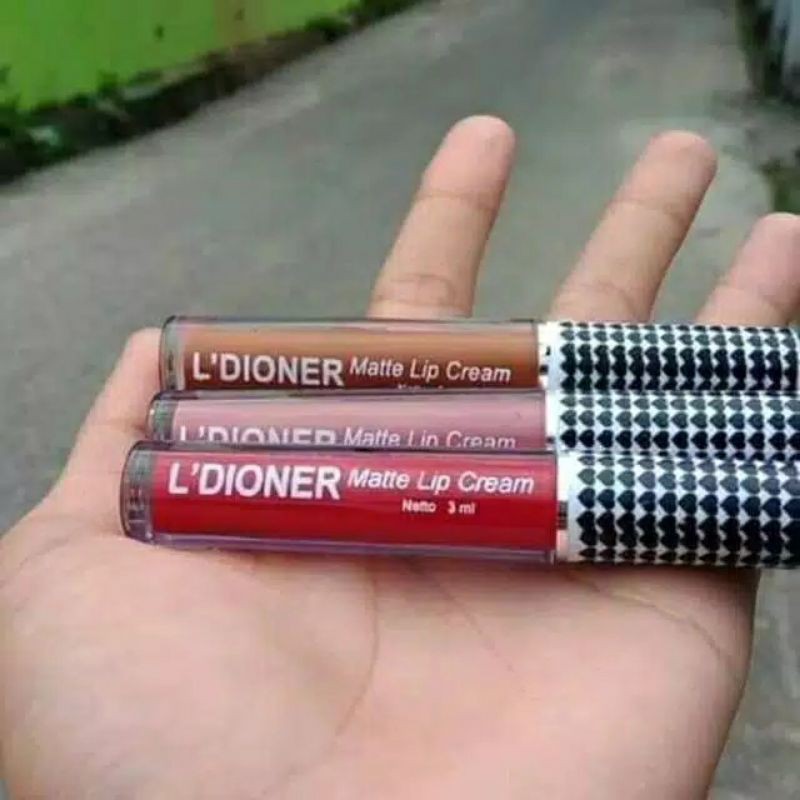 Lipstik L dioner