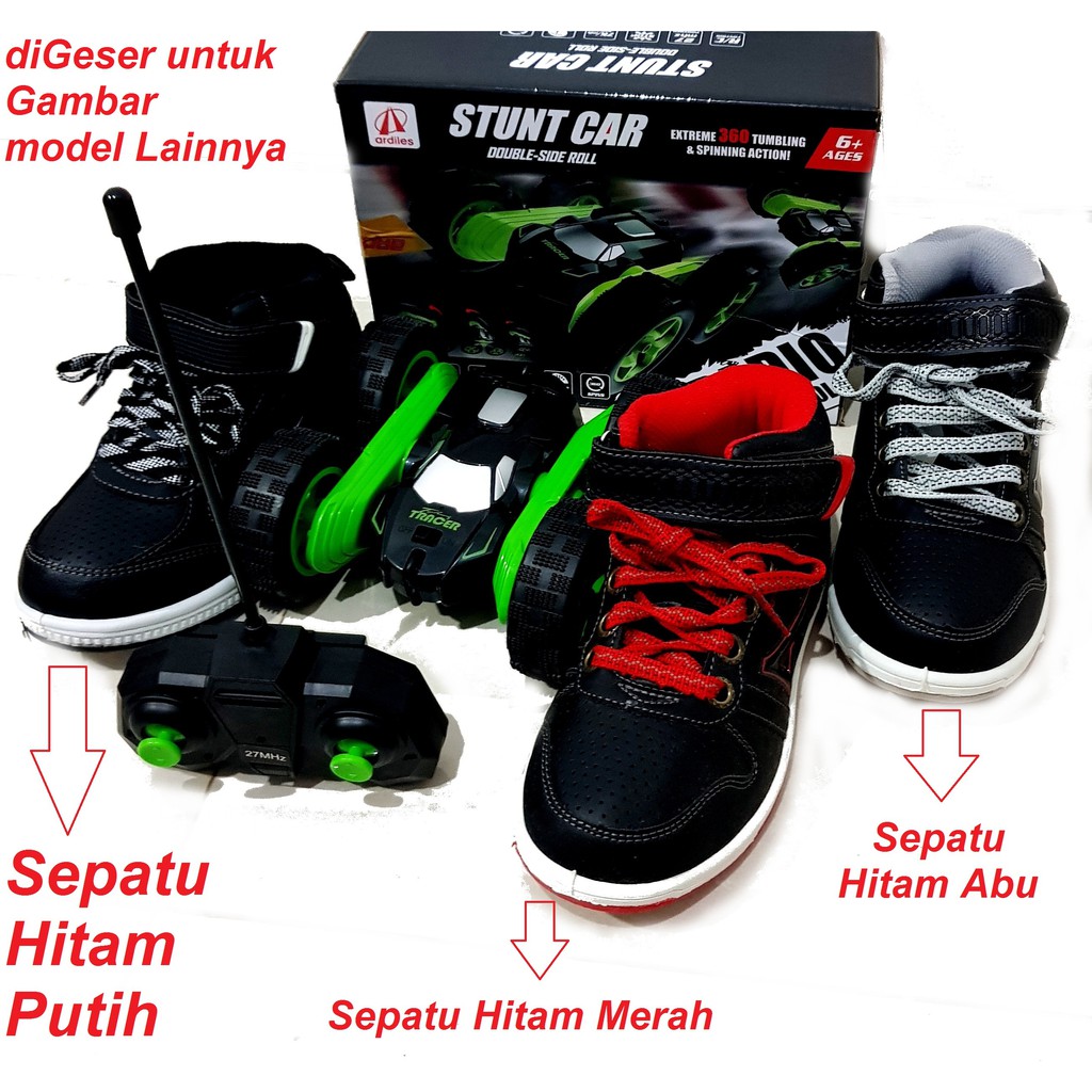 Vektor Tegak Gambar Iklan  Sepatu Ardiles 