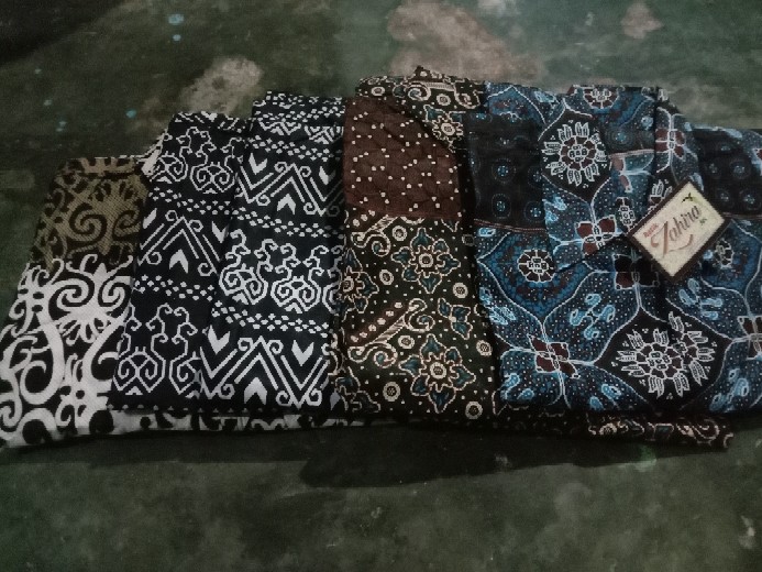 022 Zahira Batik Hrb026 Kenongo Hem Kemeja Batik Pria Lengan Pendek  Katun Primis Halus M L Xl