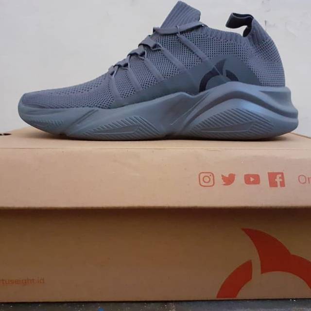 Sepatu Sneaker Ortuseight Invaders Grey