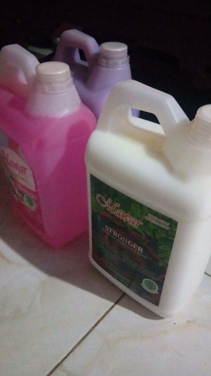 Pencuci Piring Mawar Super Cling 5 Liter