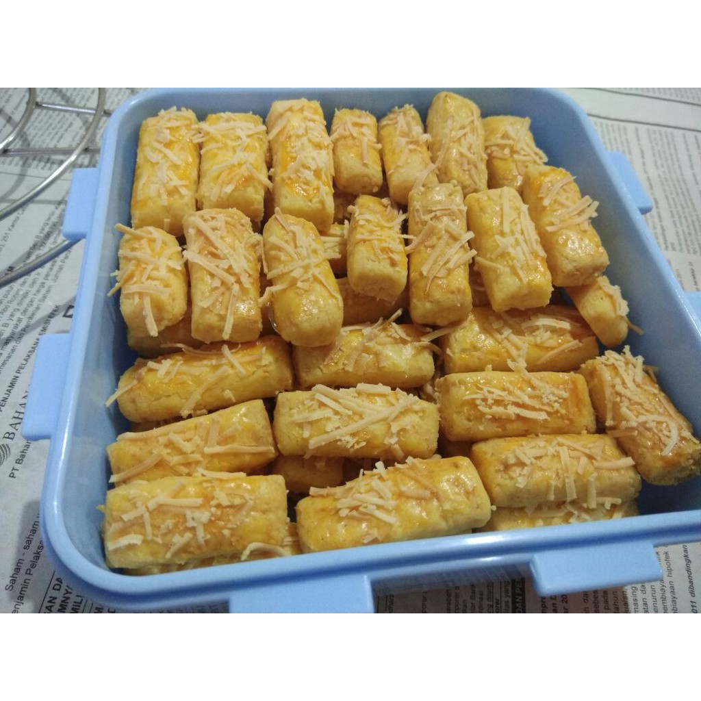

Kue Kastengel Premium
