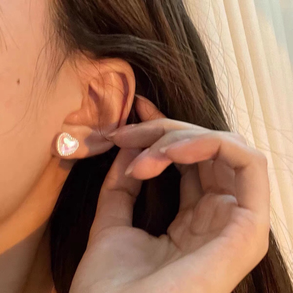 Anting Stud Opal Bentuk Hati Warna Pink Gaya Korea Untuk Perempuan