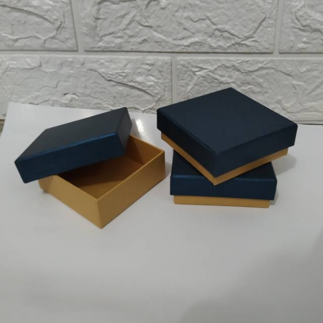 

kotak souvenir 15x15x3
