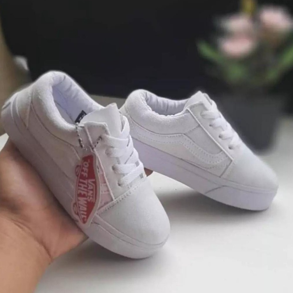sepatu vans anak laki laki_sepatu anak perempuan sneakers full white sepatu oldskool pria wanita kids sapatu model terbaru_sepatu vans pria kids_sepatu anak perempuan premium authentic casual_sepatu anak sekolah_sepatu anak perempuan_sepatu terbaru-full white tali