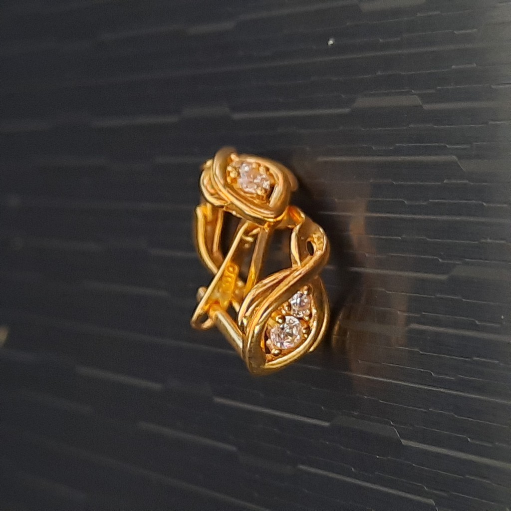 Anting Hooks Daun Permata Emas 70%