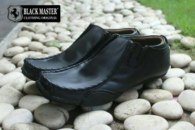 DISC 50% SEPATU KERJA KULIT BLACKMASTER FERARI SLOP