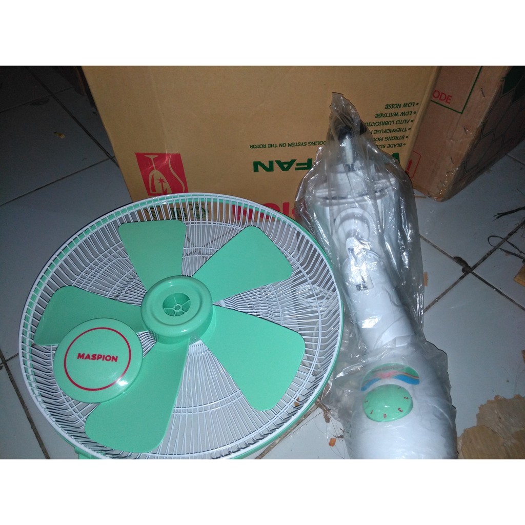 Kipas Angin Dinding/Wall Fan Maspion MWF 37K (14 Inch)
