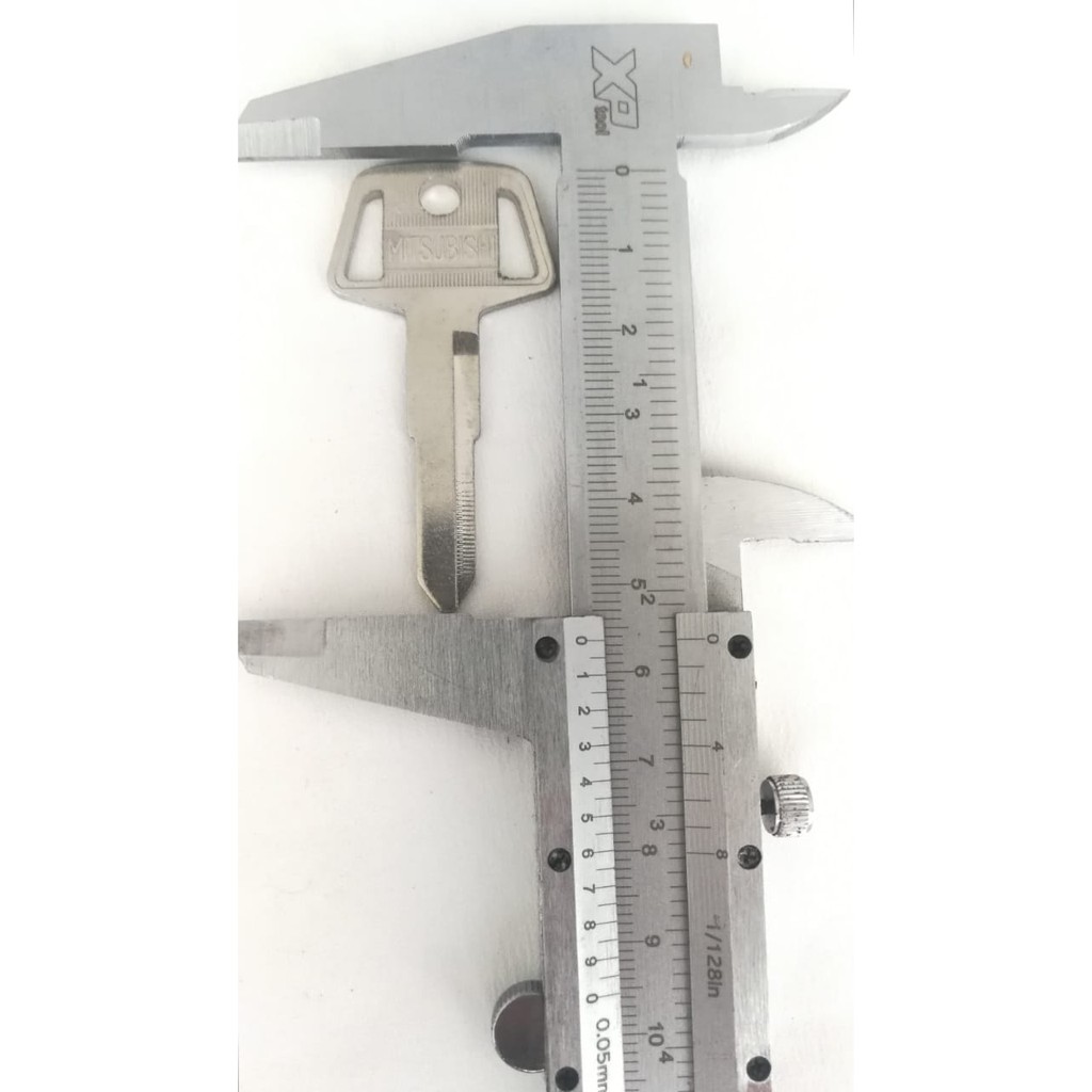 [BAYAR DI TEMPAT] Bahan Kunci Cadangan Mobil MITSUBISHI L300 Plat  Kontak Duplikat keyblank